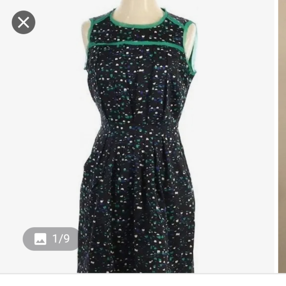Women's dotted mini dress with pockets